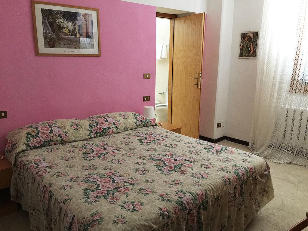 Albergo Ristorante La Torretta Castiglione dei Pepoli Pokój zdjęcie