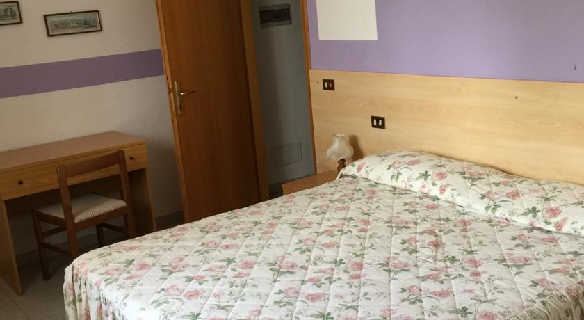 Albergo Ristorante La Torretta Castiglione dei Pepoli Zewnętrze zdjęcie